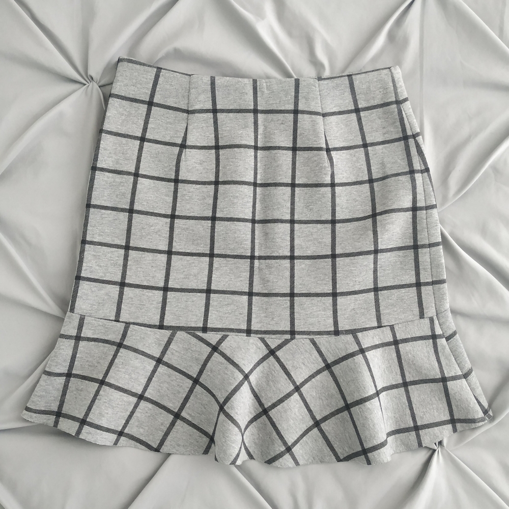 💥SALE💥NEW Loft skirt